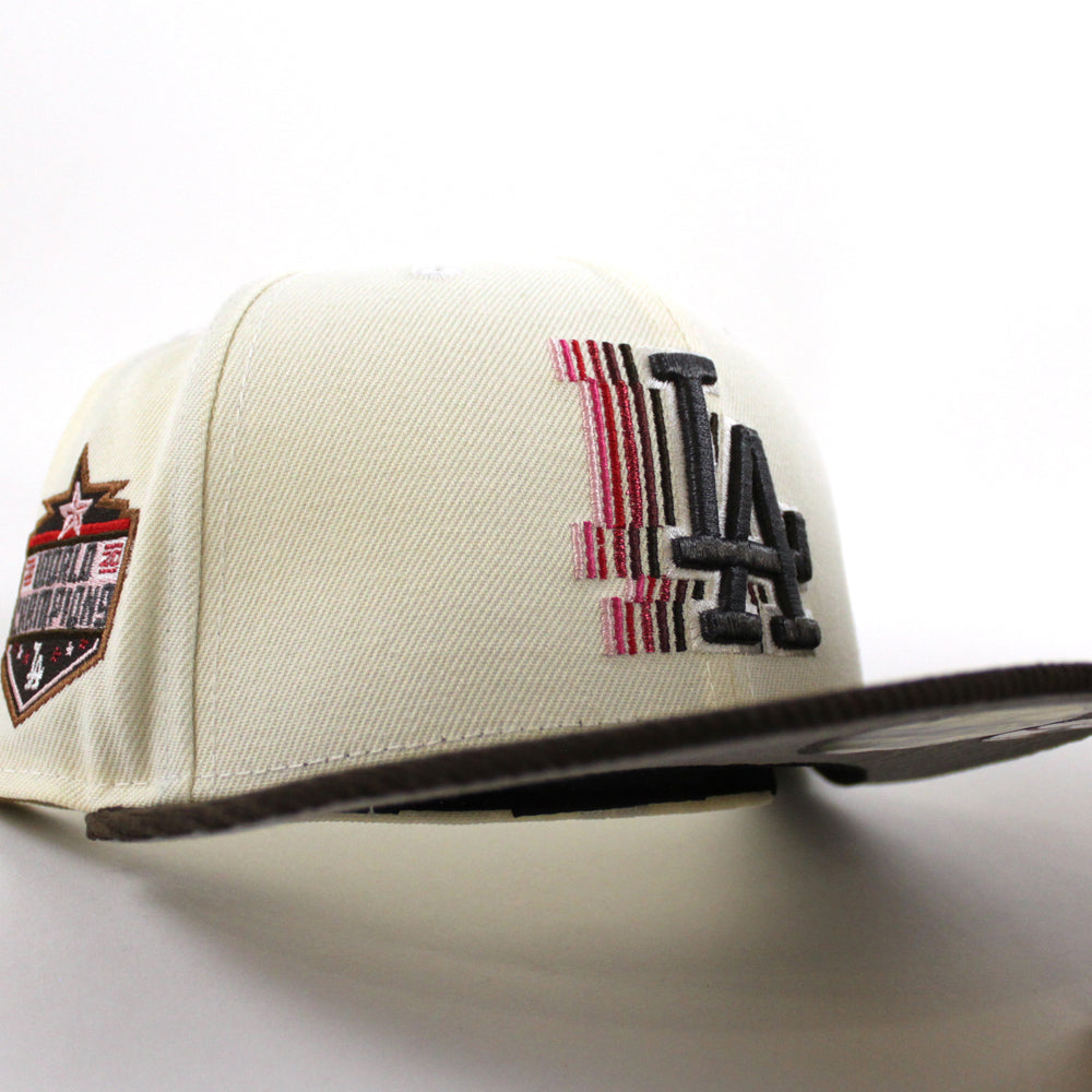 Los Angeles Dodgers World Series Champions 2022 New Era 59FIFTY Fitted Hat (Chrome White Walnut Corduroy Gray Under BRIM) 7 3/8