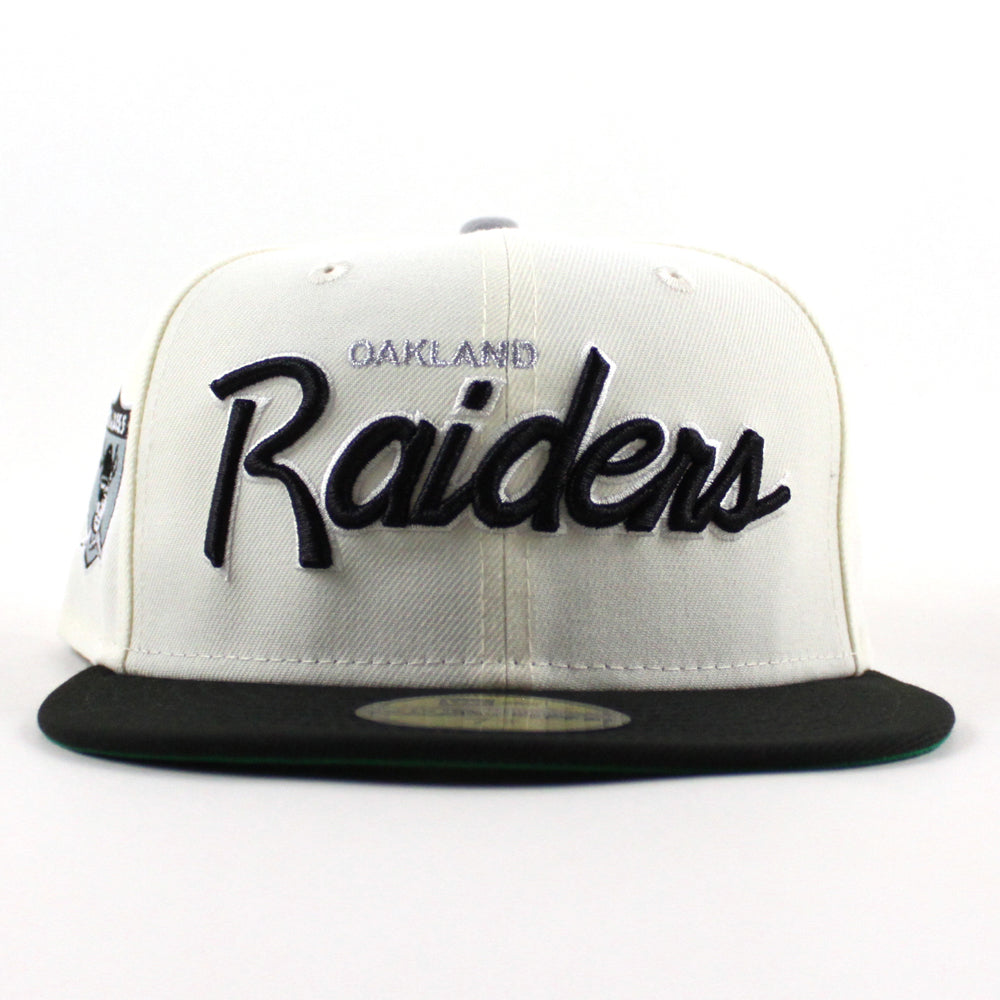 Oakland Raiders Pirate Patch New Era 59Fifty Fitted Hat (Chrome