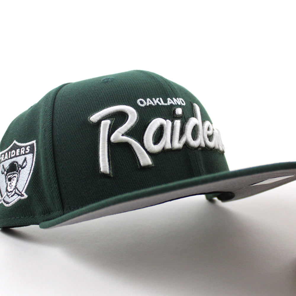 Oakland Raiders Pirate Patch New Era 59Fifty Fitted Hat (Dark