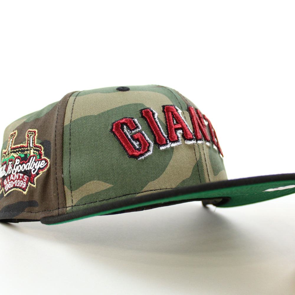 New Era San Francisco Giants Classic Two Tone Edition 9Forty A Frame Snapback Cap New Era San Francisco Giants Classic Two Tone Edition 9Forty A Frame Snapback Cap