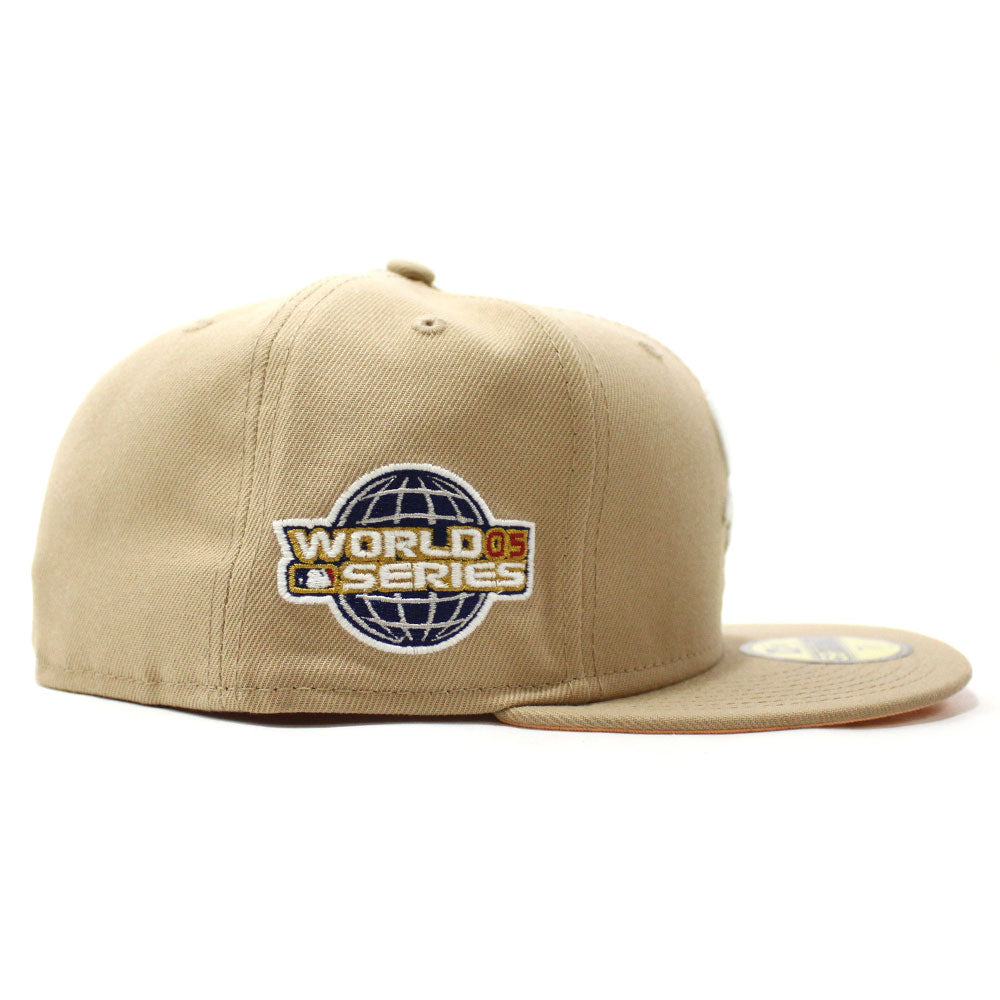 New Era Cap | White Sox A-Frame Fitted = the perfect outfit New Era Cap | White Sox A-Frame Fitted = the perfect outfit