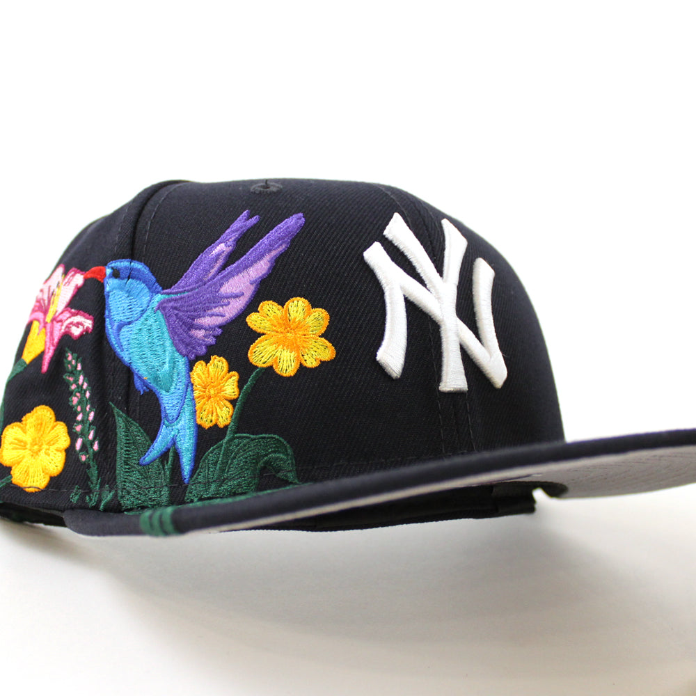 Yankee grey outlet brim fitted hat