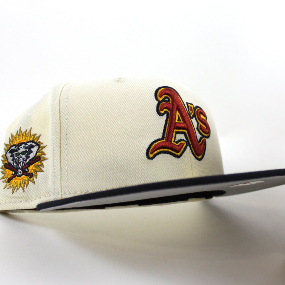 Oakland Athletics Elephant New Era 59Fifty Fitted Hat (Chrome Navy