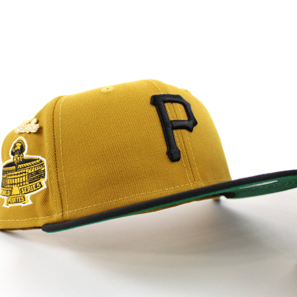 New Era 59FIFTY Pittsburgh Pirates 1971 World Series Patch Fitted Hat 7 1/8