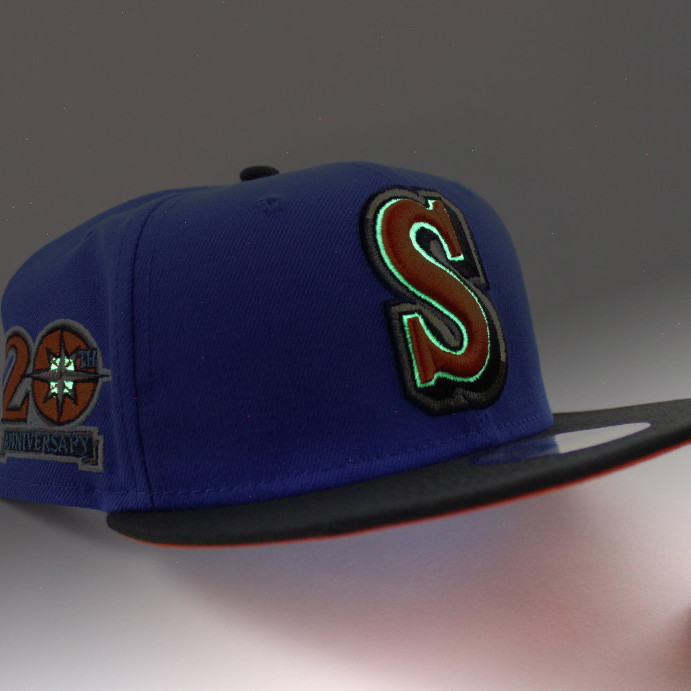 NEW ERA 59FIFTY MLB SEATTLE MARINERS 20TH ANNIVERSARY CHROME WHITE /  CARDINAL UV FITTED CAP