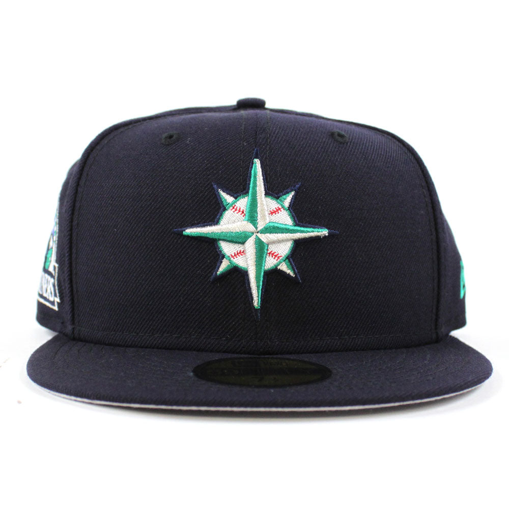 Seattle Mariners New Era Chrome White/Navy Bill And Gray Bottom With  Kingdome Patch On Side 59FIFTY Fitted Hat