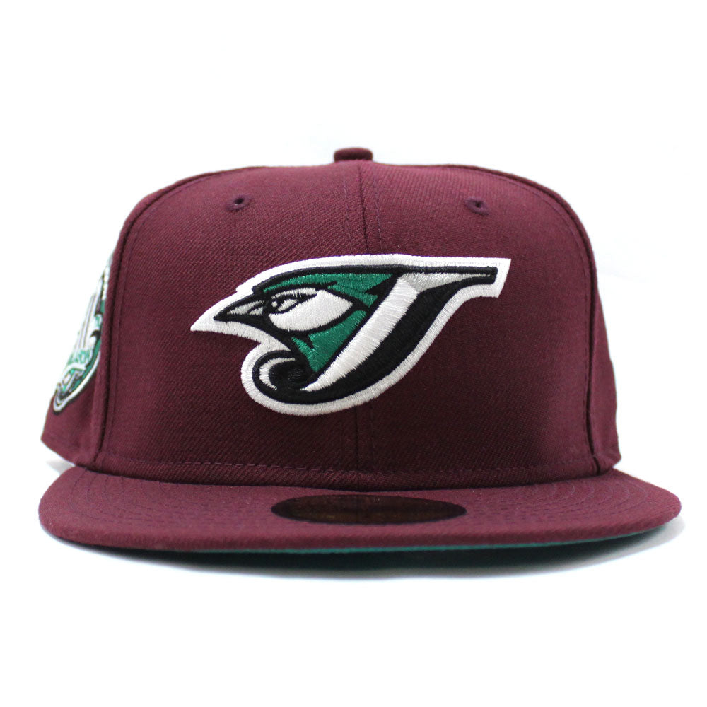 Maroon fitted hat outlet