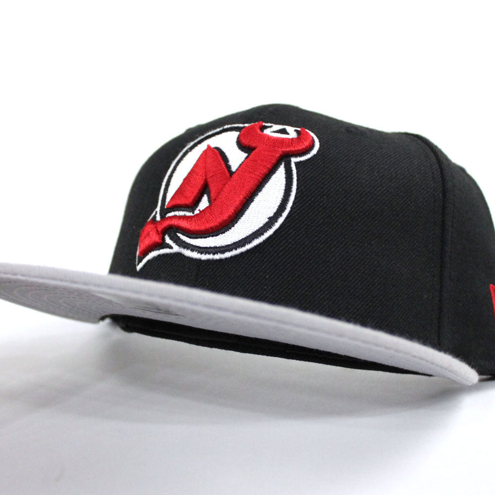 NEW JERSEY DEVILS 59Fifty New Era Fitted Hats (Air Jordan 1 Retro High OG  Bred Toe Gray Under Brim)
