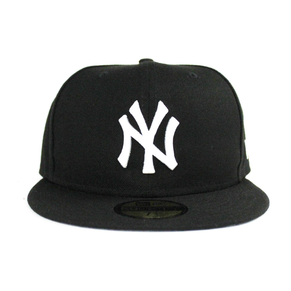 New York Yankees New Era 59FIFTY Fitted Hat 2018 (Black White Gray Under BRIM) 8