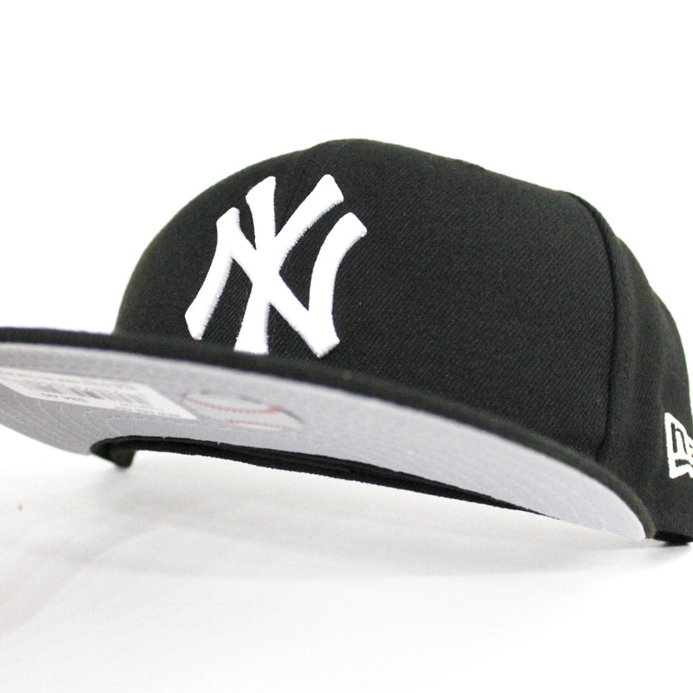 Fitted Hats - Design Your Fitted Hats Online