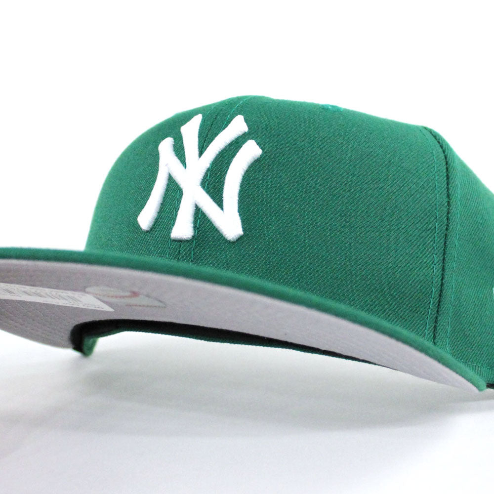 New York Yankees New Era 59Fifty Fitted Hat (Green Gray Under Brim)
