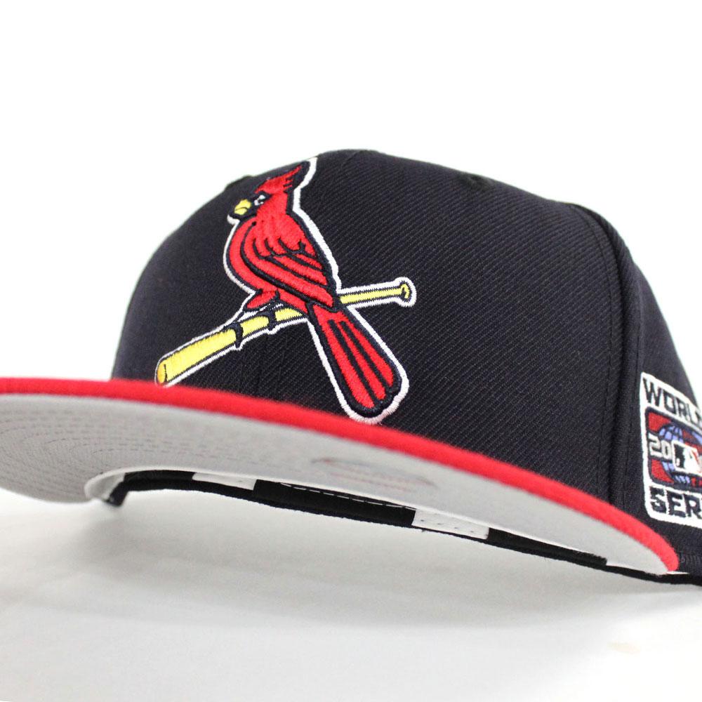 New Era Mens MLB St. Louis Cardinals World Series 2004 59Fifty Fitted Hat  70137654 Navy, Grey Undervisor